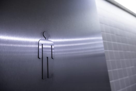 Men's vater sign detail