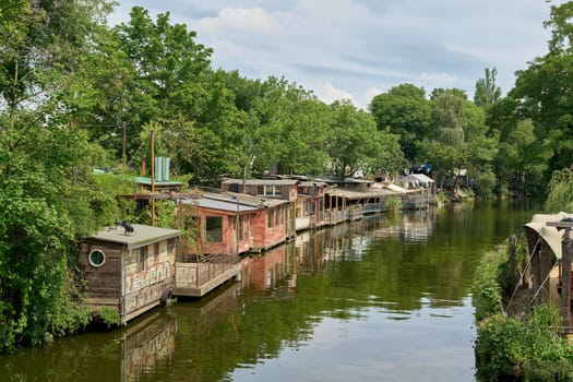 The restaurant Freischwimmer romantically located on the Flutgraben directly on the water in Berlin