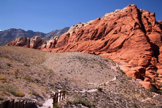 The dramatic gravel path to the peaks of the Red Rock Canyon in Nevada