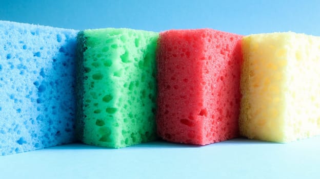 Many blue, red, yellow, green sponges are used to wash and wipe the dirt used by housewives in everyday life. They are made of porous material such as foam. good detergent retention.