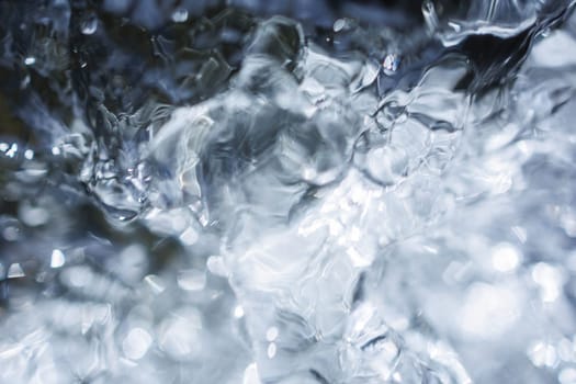 Flowing water with air bubbles
