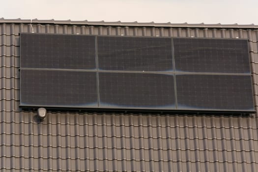 Arrangement of a plant for the production of solar energy