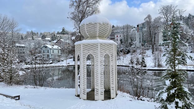 Spa park with fountain in winter,in the spa town of Bad Schwalbach in Hesse. Spa park with fountain in winter,in the spa town of Bad Schwalbach in Hesse.
