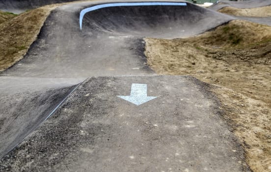 Skate and bicycle track, extreme sport, traffic symbol