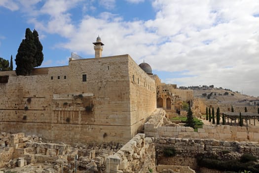 Jerusalem old town with Al-Aqsa Mosque and Temple Mount. Israel
