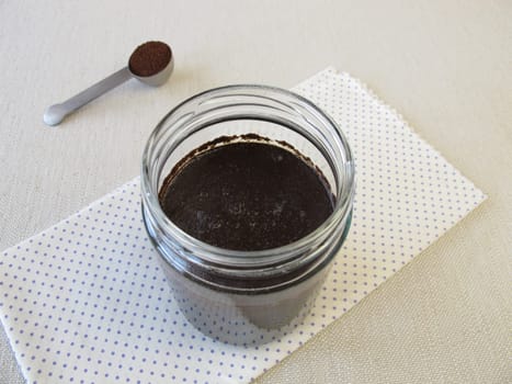 Approach of cold brewed coffee in the glass