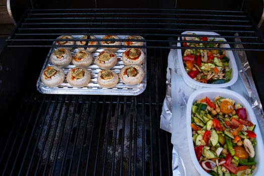 Grilled vegetables in a cast iron grilling pan, view from above