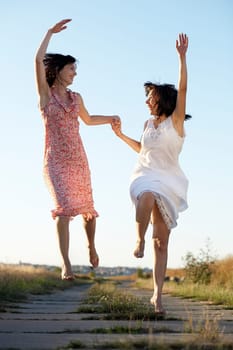 Friendship moves mountains