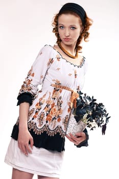 Root-haired woman with the house flower III.
