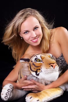 Blond woman with Tiger I