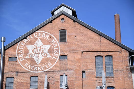 In 1887,the brothers Eberhardt and Hans founded the "Gebrüder Maisel Brewery"" in Bayreuth,Bavaria. Around 400,000 hl of beer are produced annually."