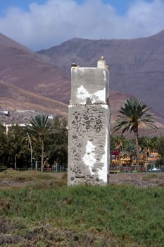 Turm der ehemaligen Salinen im Naturschutzgebiet Saladar de Jandía, Fuerteventura, Spanien, Morro Jable