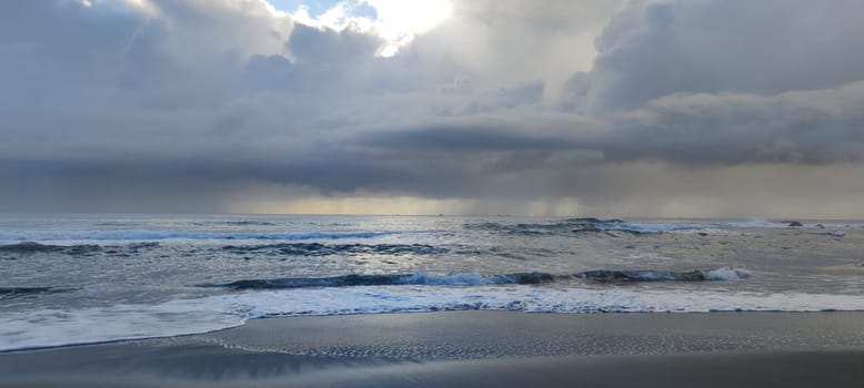 The Duli Beach (land of the sky), Taitung enjoys the beautiful coastline of Taitung, Taiwan