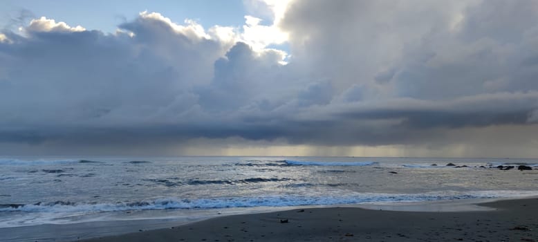 The Duli Beach (land of the sky), Taitung enjoys the beautiful coastline of Taitung, Taiwan