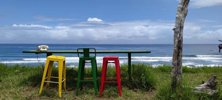 The Dulan Sea Viewing Platform, Taitung, enjoy the beautiful coastline of Taitung