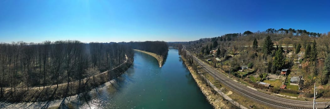 The Iller flows into the Danube here at the Illerspitze near Neu-Ulm