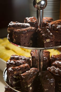 The Delicious dark chocolate cake with walnuts