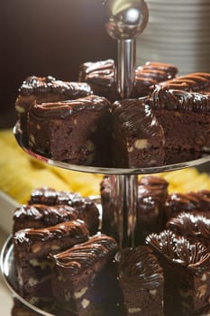 The Delicious dark chocolate cake with walnuts