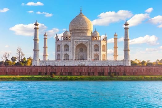 Taj Mahal beautiful sunset scenery, India, Agra.