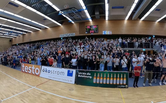 Great scenery,terrific atmosphere in the USC sports hall at the game of the 1.BBL Ladies 2021/2022 - Eisvoegel USC Freiburg - Rheinland Lions. .. Photo: Joachim Hahne/johapress
