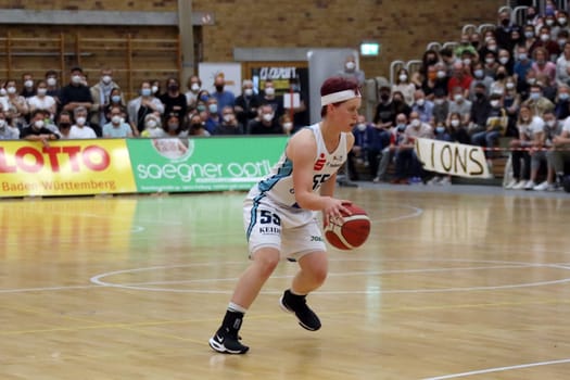 Pauline Mayer (USC Eisvögel Freiburg) in the game of the 1.BBL Women 2021/2022 - Kingfisher USC Freiburg - Rheinland Lions. .. Photo: Joachim Hahne/johapress