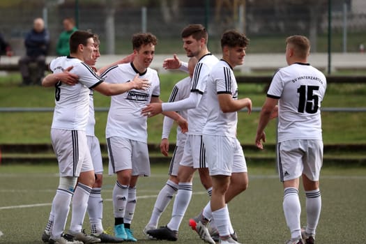 The Hinterzarten players also had every reason to celebrate against Öfingen,here after the 3:0 by Manuel Birkle (SV Hinterzarten/third from left) in the match of the football KL A Schwarzwald - 21st Sptg. Season 21-22 - SV Hinterzarten vs SV Öfingen