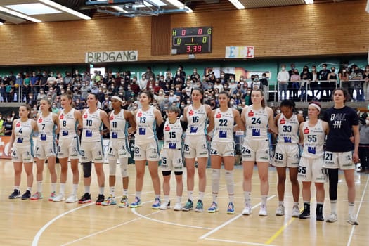 The kingfishers during the national anthem before the kick-off of the game of the 1.BBL Women 2021/2022 - Kingfisher USC Freiburg - Rheinland Lions. .. Photo: Joachim Hahne/johapress