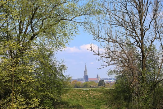 The Iller near Neu-Ulm with a view of the Ulm Minster
