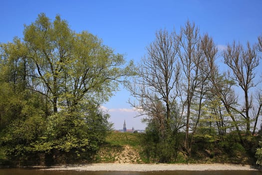The Iller near Neu-Ulm with a view of the Ulm Minster