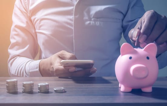 Online Banking Savings Concept, Online Investment Savings, Online Stock Investors, Internet Financial Transactions, Save Monney for Investors Using Internet to Trade Stocks or Trade Fund, Vintage
