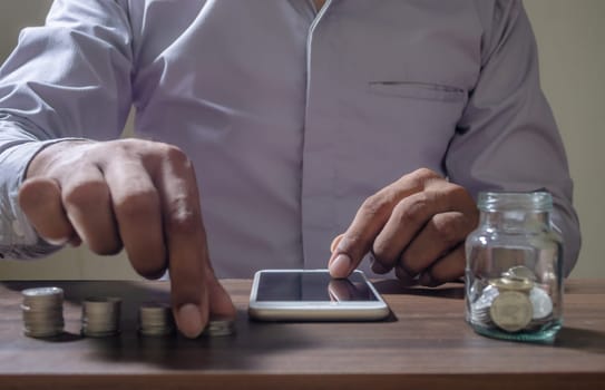 Online Banking And Internet Banking Savings Concept, Online Investment Savings, Online Stock Investors, Internet Financial Transactions, Save Monney for Investors Using Internet to Trade Stocks or Trade Fund