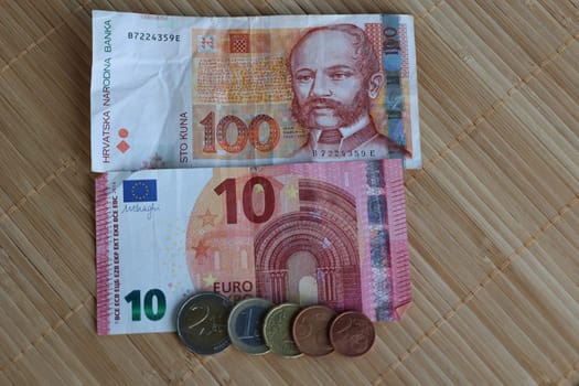 On 1 January 2023,Croatia will be allowed to adopt the euro as its official currency,which will then replace the kuna as the national currency. For 100 kuna,the official exchange rate is 13.27 euros