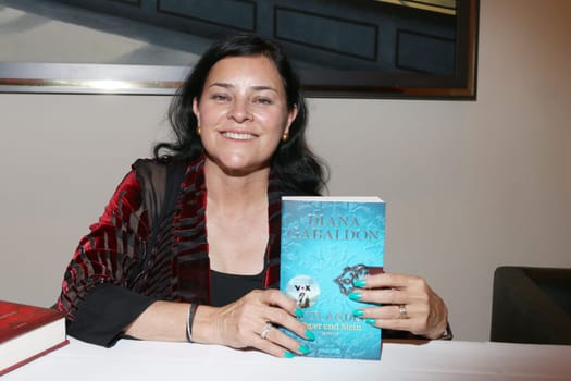 Diana Gabaldon,the world-famous writer (Outlander) whose series starts on Vox at a reading and signing session at the Savoy Filmtheater Hamburg,05.05.2015