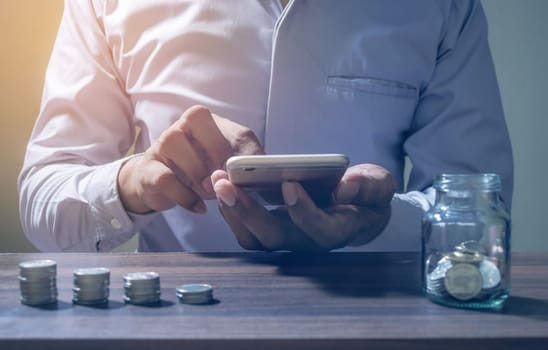 Online Banking And Internet Banking Savings Concept, Online Investment Savings, Online Stock Investors, Internet Financial Transactions, Save Monney for Investors Using Internet to Trade Stocks or Trade Fund, Vintage style