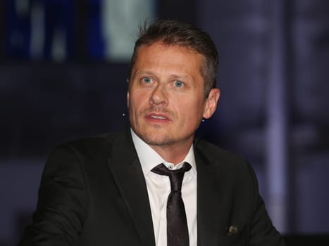 deutscher Schauspieler Roman Knizka