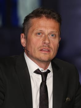 deutscher Schauspieler Roman Knizka