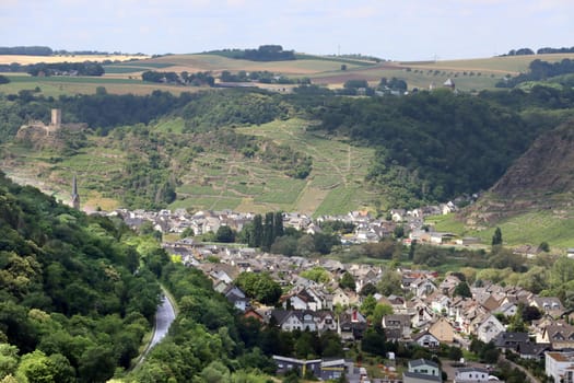 Blick vom Aussichtspunkt Blumsley an der Moseltalbrücke auf die Mosel, Rheinland-Pfalz, Deutschland, Dieblich