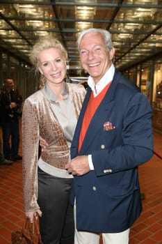 Prof. Dr. Jo Groebel and Grit Weiss,Praesentation Fruehling/Summer of Paisley in the Hanseatic Quarter,Hamburg,06.05.2015