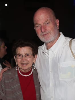 Zeitzeugin Batsheva Dagan mit Sohn Amir in Magdeburg