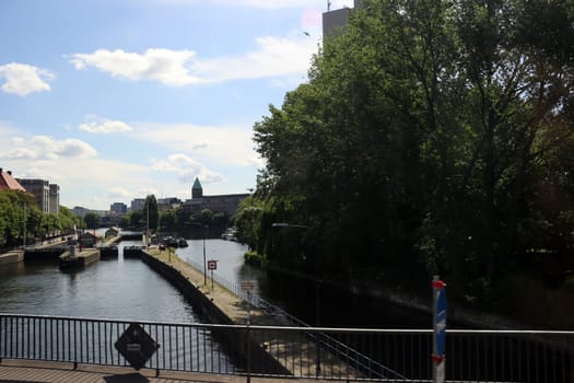Mühlendammschleuse an der Spree, Deutschland, Berlin