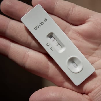 Self-conducted Corona antigen rapid test with a positive test result