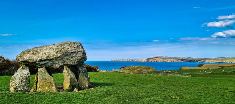 Carreg Samson known as Carreg Sampson, Samson's Stone, or the Longhouse - Pembrokeshire Coast Path in Wales, United Kingdom