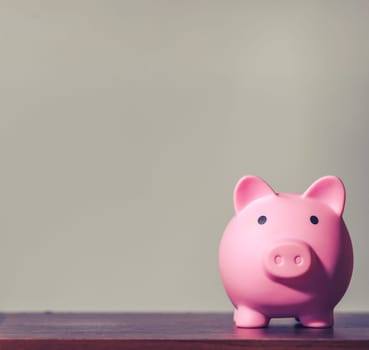 Online Banking And Internet Banking Savings Concept, Online Investment Savings, Online Stock Investors, Internet Financial Transactions, Save Monney for Investors Using Internet to Trade Stocks or Trade Fund