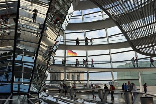 Glaskuppel auf dem Reichstagsgebäude, Deutschland, Berlin