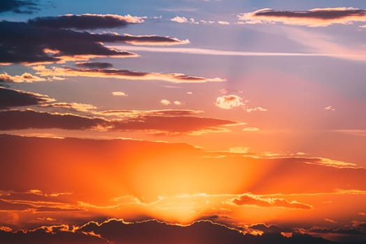 Sunshine In Sunrise Bright Dramatic Sky. Scenic Colorful Sky At Dawn. Sunset Sky Natural Abstract Background.