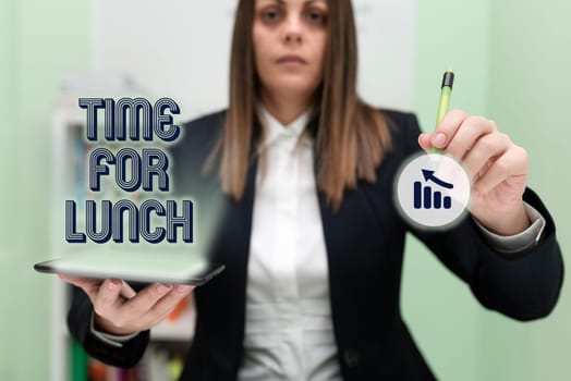 Writing displaying text Time For Lunch, Business showcase Moment to have a meal Break from work Relax eat drink rest Comic Speech Bubble In Bang Shape Representing Business Promotion.