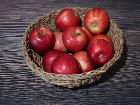 delicious appetizing red apples natural fruit delicacy
