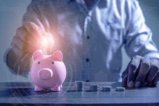 Investor online saving concept, Online Investment Savings, Online Stock Investors, Internet Financial Transactions, Save Monney for Investors Using Internet to Trade Stocks or Trade Fund