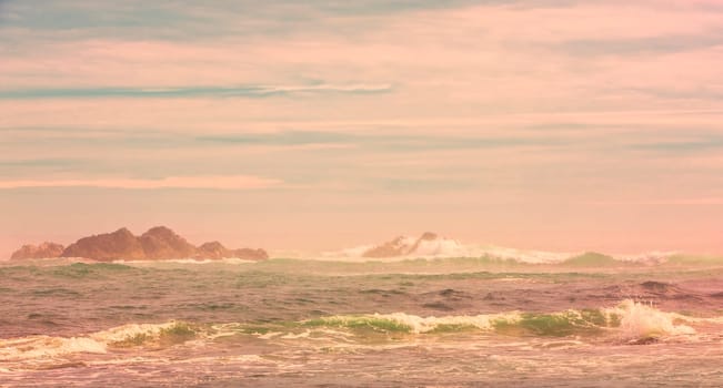 The kamchatka peninsula, pacific ocean, waves and rocks