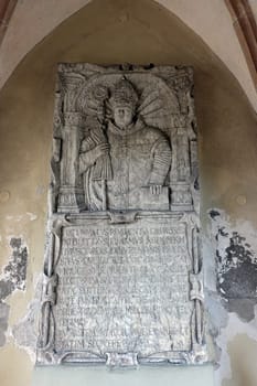 Katholische Pfarrkirche St. Stephanus Kirchdorf - Grabstein von Probst Erasmus Siebenspeck, Tirol, Österreich